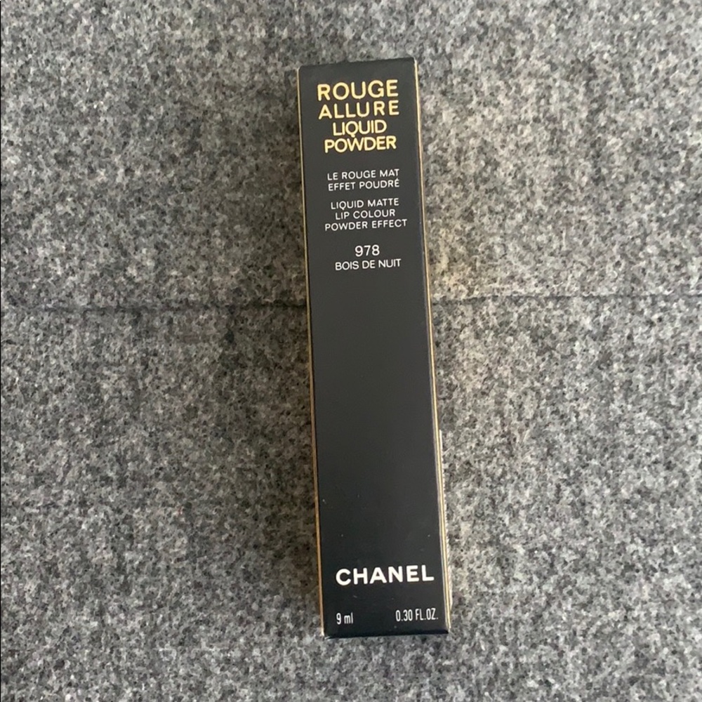 Chanel Liquid Powder